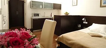 Celenga With Free Offsite Parking Apartamento