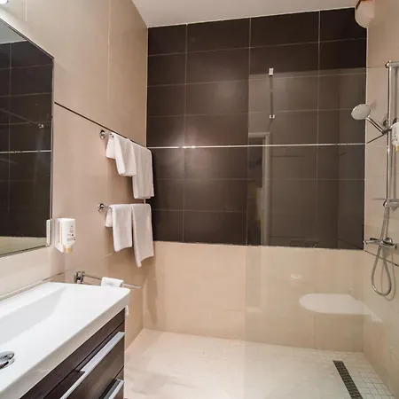 Apartamento Celenga With Free Offsite Parking *