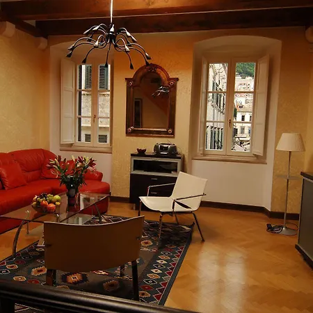 Celenga With Free Offsite Parking Apartamento
